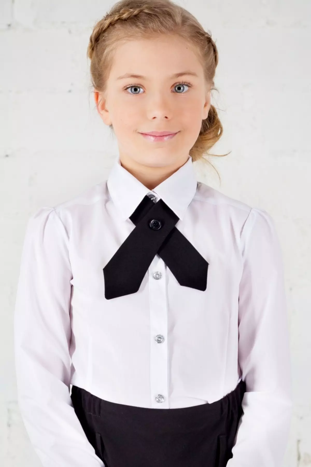 Жена вратовръзка (83 снимки): Какво да се носят папийонка, папийонка и дантела Явин момичета, как да се връзвам ги стъпка по стъпка 2487_38