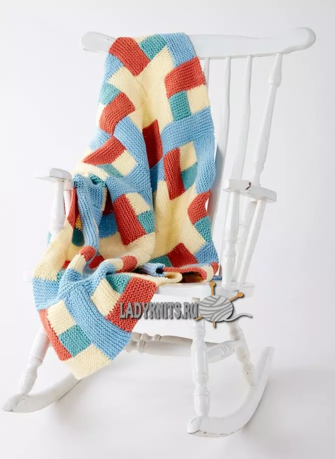 Gedek op die stoel ([n} foto): Sagte geruite geruite op wiegstoel en gewone met armleunings, tapisserie, gebrei en bont 24913_12