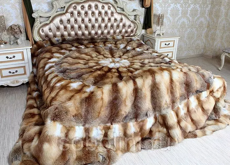 Fur dekens: Plaids van kunsmatige en natuurlike pels met 'n lang paal op die bed, Marianna en ander, dubbelzijdig dekens 24928_4
