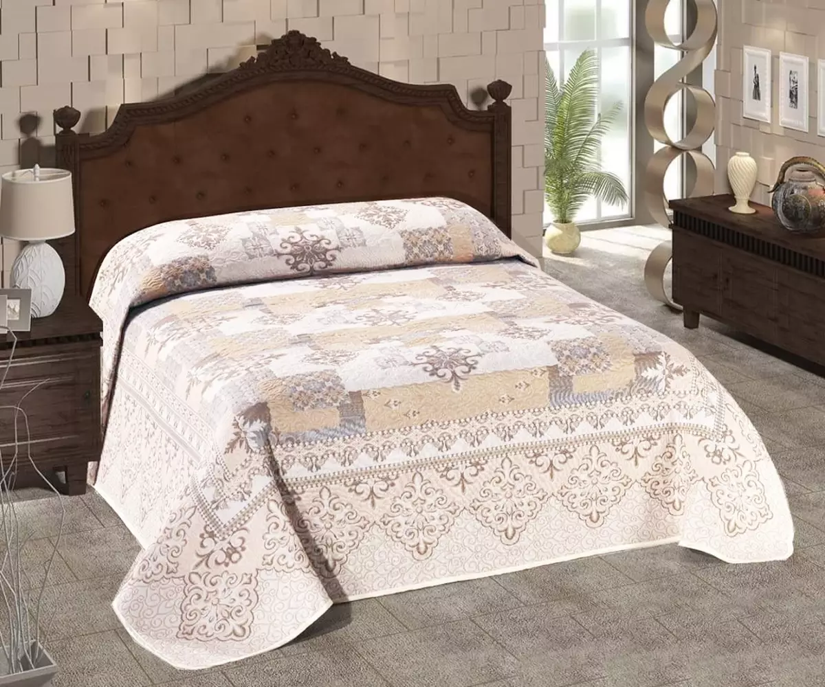 Tapestry Bedspreads (37 fotot): Jacquard voodikatted voodi 220x240 ja muud suurused, kompositsioon kangast vastavalt GOST, Monophonic ja muud voodikatted 24933_30