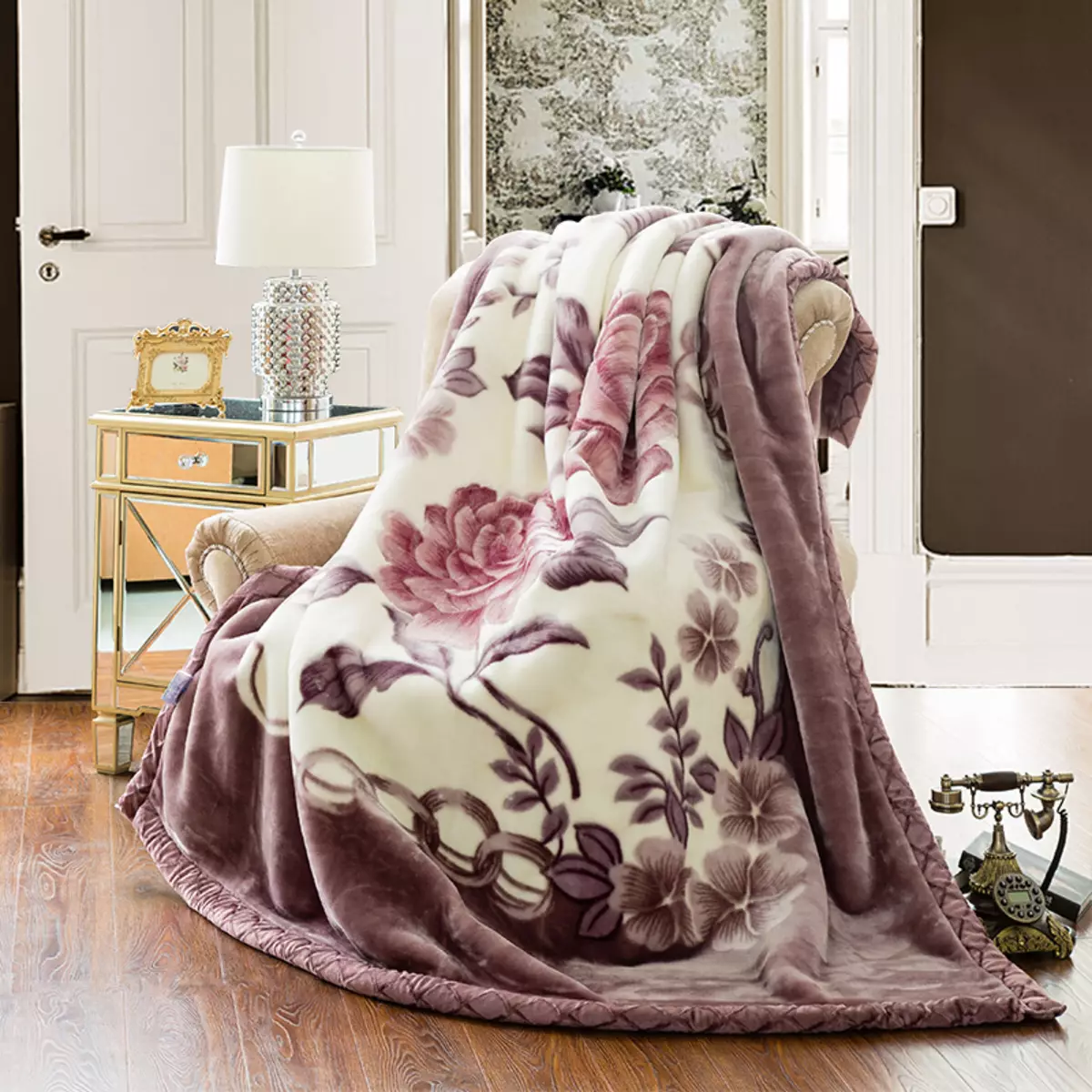 Warme Decken: Wie eine gemütliche Bettdecke auf dem Bett wählen? Erwärmt Decken, Materialien und Design, Größen und Pflegetipps 24937_4