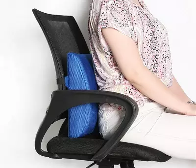 Cuscino da seduta ortopedico: su una sedia e un letto, per spina dorsale e lombi, modelli sotto forma di un anello con un foro, gel e altri 24956_4