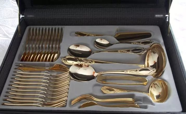 Çatal bıçak takımı kümeleri: 6 ve 24 kişilik bir dizi çatal, bıçak ve kaşık, kayıtlı hediye seçenekleri, bir bavuldaki setlere genel bakış 24977_21