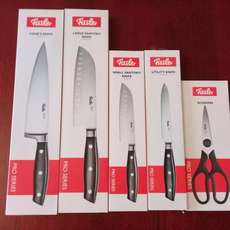 چاقو آلمانی (46 عکس): Zwilling J.A آشپزخانه چاقو. Henckels و مجموعه ای از تولید کنندگان دیگر. انتخاب بهترین چاقو آشپزخانه 24990_32