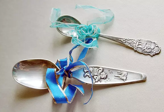 Silver Spoon (27 foto): Sendok Teh Perak Perak, Perak Disepuh Dessert Cutlery, Engraving Set 24991_11