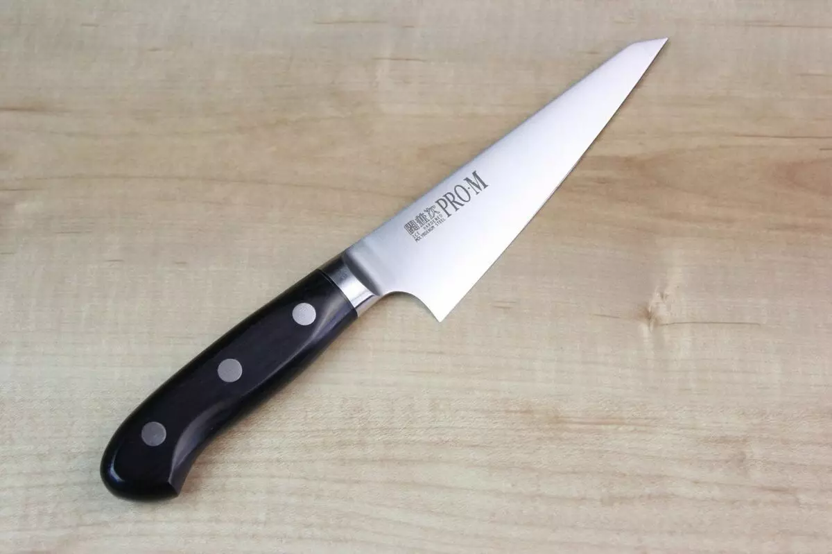 Blinkande kniv (31 bilder): Hur man väljer en skärkniv för att skära kött? Varför behöver du en universell kniv? Professionell trafik och andra modeller 24992_13