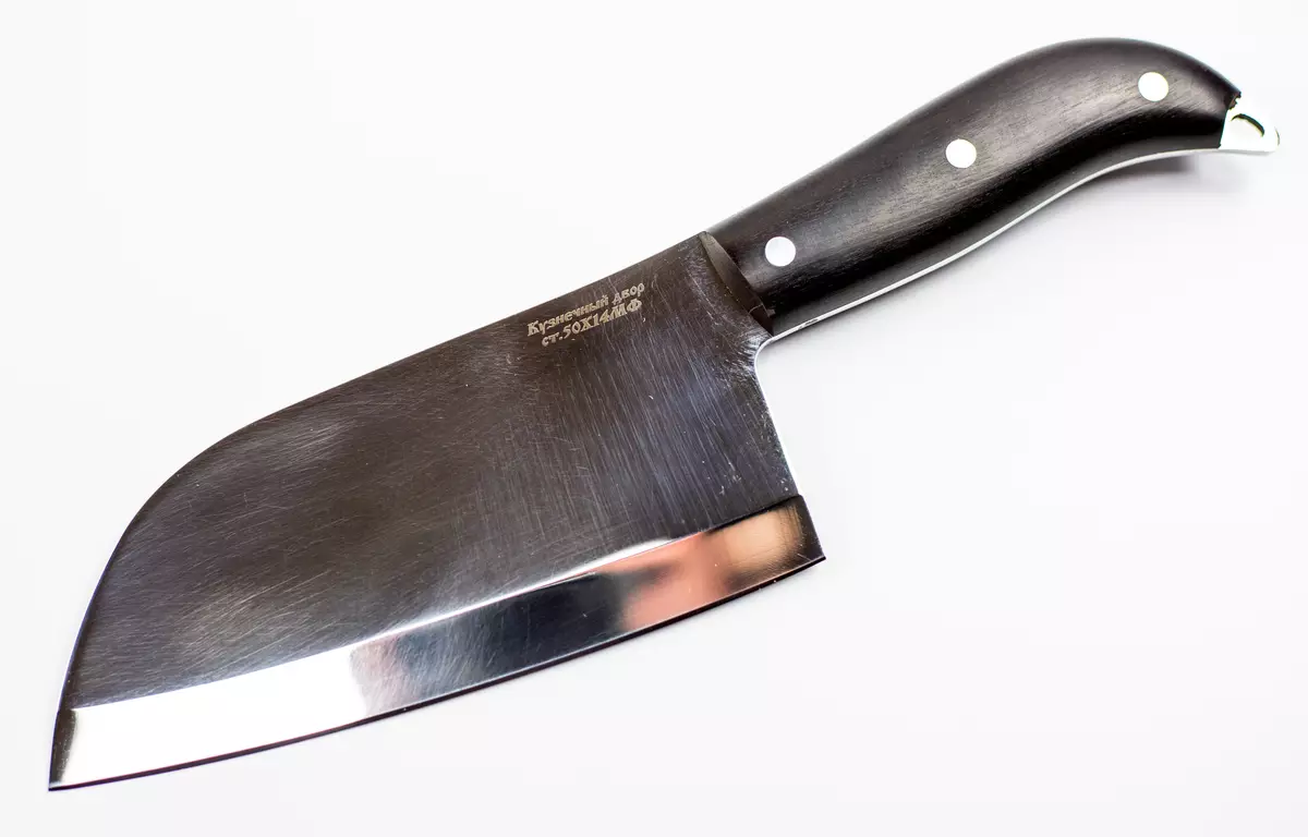 Трепка нож (31 фотографии): Како да изберете нож за сечење за сечење месо? Зошто ви е потребен универзален нож? Професионален сообраќај и други модели 24992_9