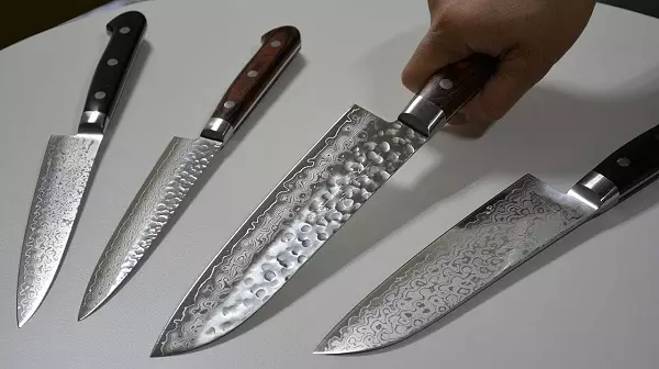 Akpụkpọ kichin Japanese (25 foto): njiri mara na ndị ọzọ na-emepụta. Nakiri na Deba, Santoku na ụdị ndị ọzọ. Nhọrọ Nke 24998_34