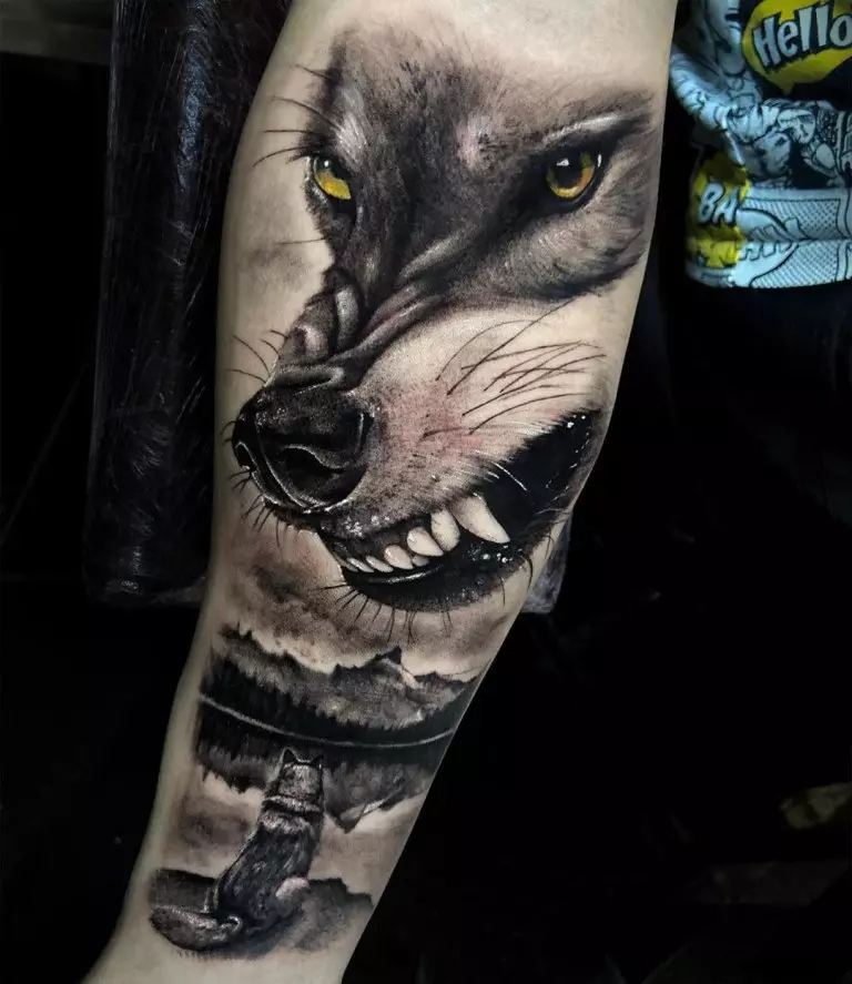 紋身“Oskal Wolf”（43張照片）：價值和素描，紋身用狼磨在肩部和胸部，在前臂和身體的其他部位 249_6