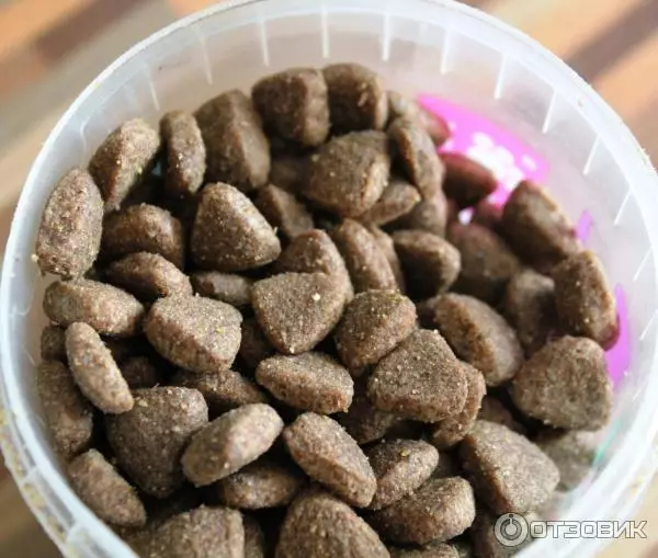 Krmivo pro psy Gemon: Mini a suché potraviny 20 kg, krmivo pro štěňata a dospělé psy velkých, středních a malých skal. Jejich složení. Recenze 25085_33