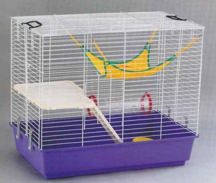 قفس برای موش ها (35 عکس): چه اندازه باید باشد؟ چه چیزی برای تجهیز سلول های بزرگ؟ چگونه یک خانه را برای دو موش خانگی انتخاب کنید؟ 25120_21
