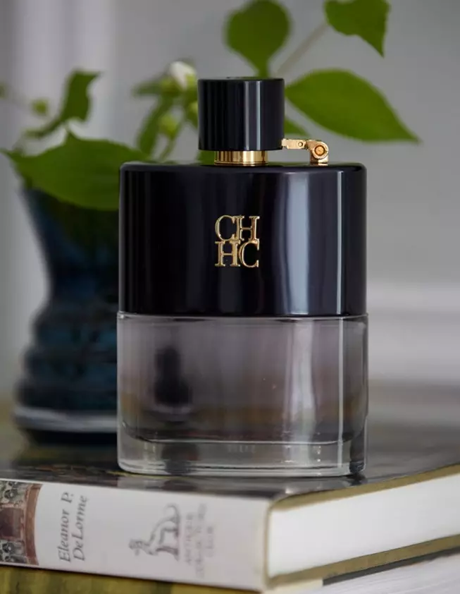 Parfum Carolina Herrera și alte parfumuri (48 fotografii): 