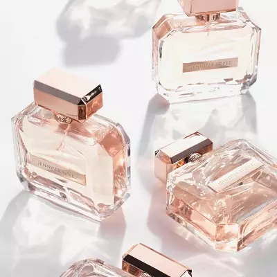 Perfume Jennifer Lopez: Alcoholes, Live Luxe, agua sin gas inodoro y otros perfumes, cómo elegir una fragancia 25179_4