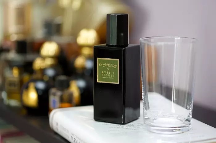 Perfume Robert Piguet: bandido e outros auga de baño, sabores de perfume e consellos de selección 25188_12