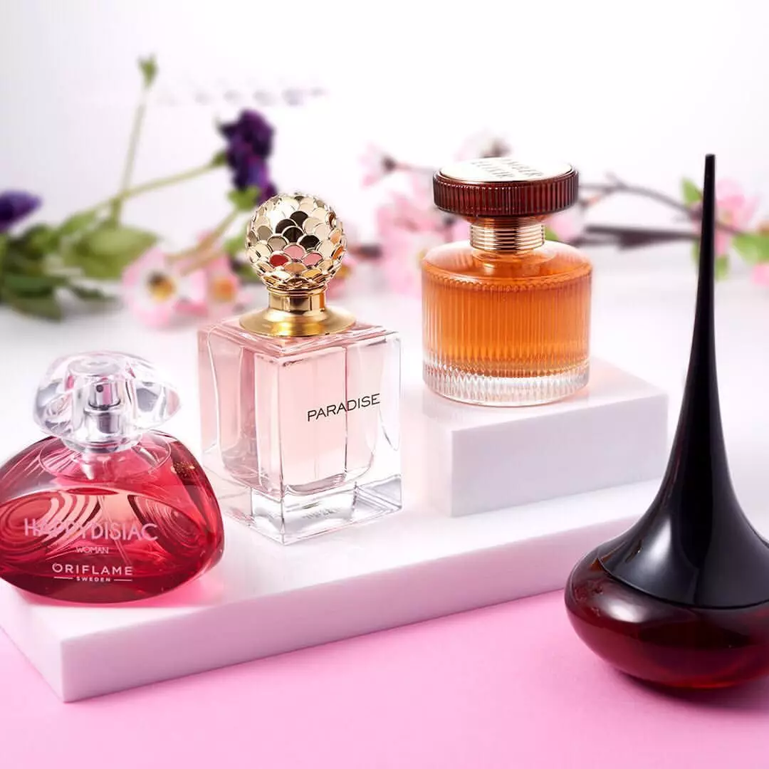 Oriflame-Perfumery (41 fotoj): ina parfumo kaj neceseja akvo, eksciti per Dima Bilan, Giordani Oro, Lucia kaj Amo-Pocio, aliaj gustoj, recenzoj 25202_13