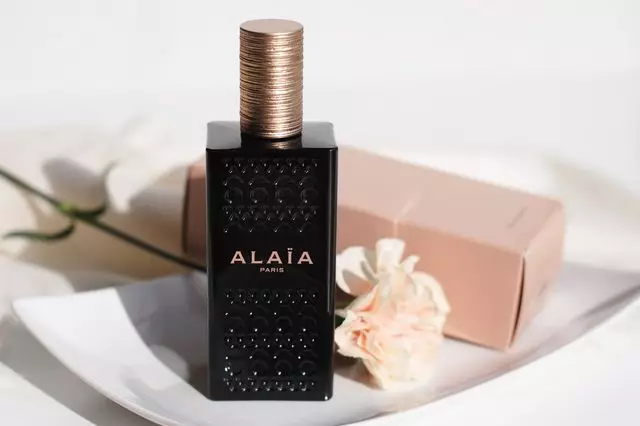 Parfémy alaia paříž: parfém, eau de parfum blanche eau de parfum a další příchutě, jak si vybrat 25209_10