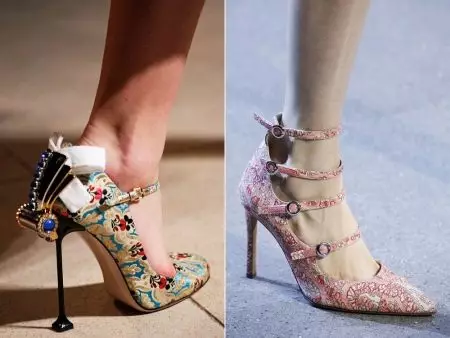 Summer shoes (61 photos): Women's open models 2021 at low and high heels, trendy light gray shoes 2520_47