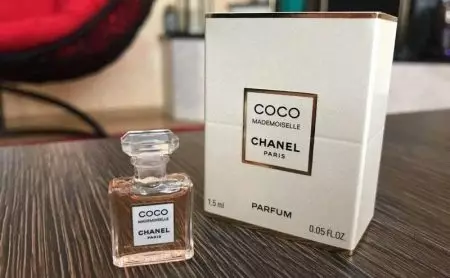 Pabango Coco Mademoiselle Chanel (32 mga larawan): Paglalarawan ng Spirits Aroma, Toilet at Pabango Tubig, Mga Review 25212_18