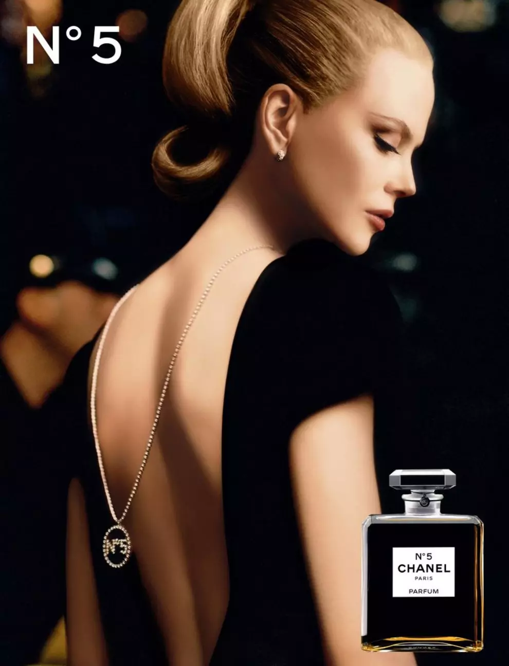 Parfüümid Chanel N ° 5: Parfüümi- ja tualettvesi, naiste maitsete kirjeldus, kompositsioon Eau de Parfum ja muud alkohol, loomise ajalugu ja ülevaated 25221_12