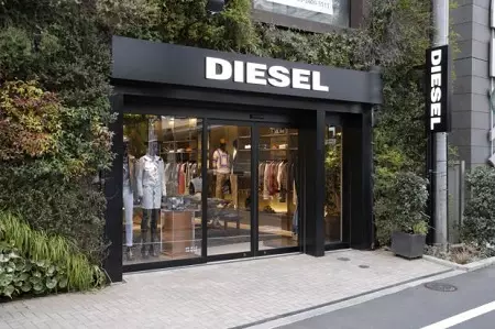 Diesel Parfémy: Pánské a ženské parfémy, toaletní voda pouze statečný, loverdose tetování a další příchutě, jak si vybrat Jak ukládat 25234_5