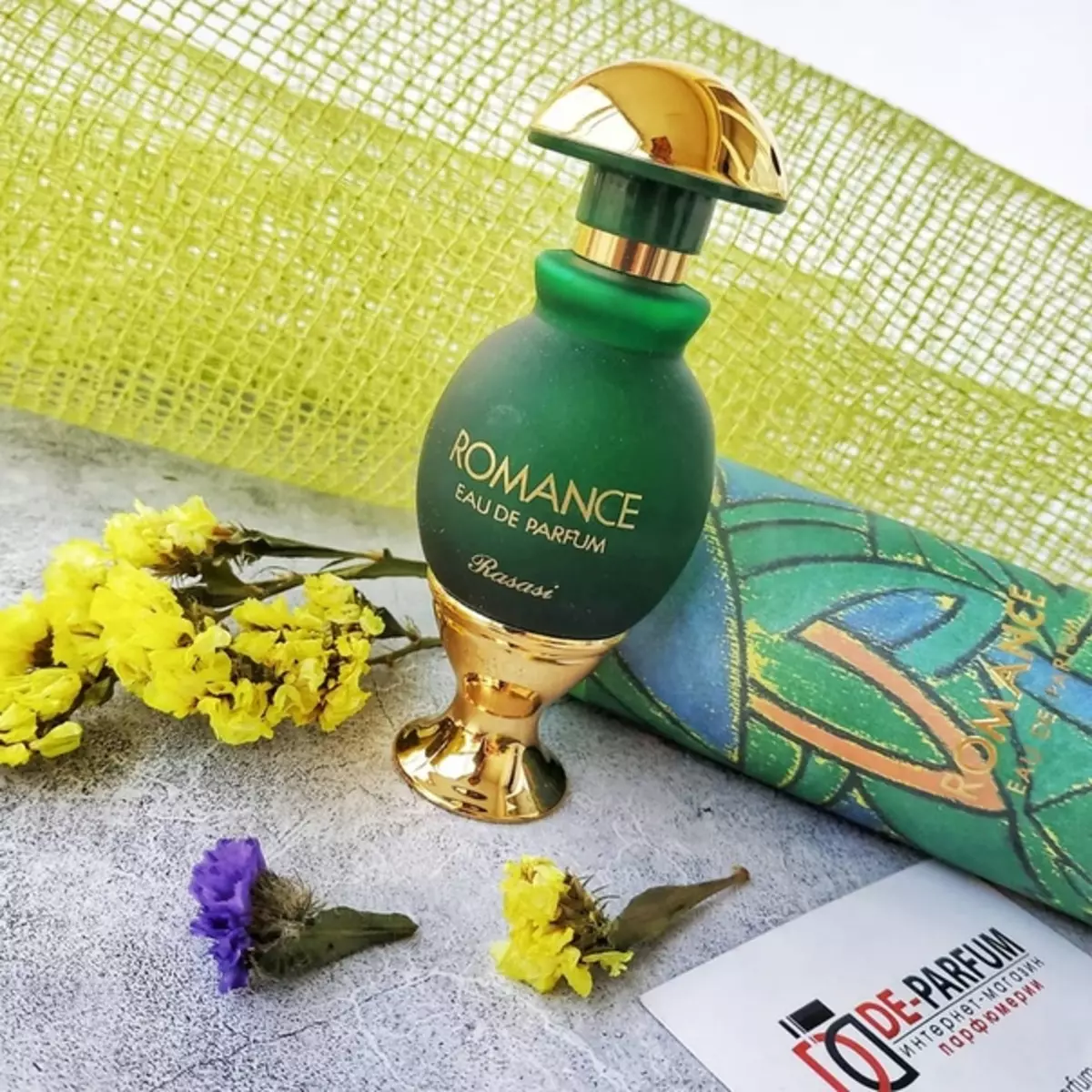 Perfume Rasasi: Perempuan dan minyak wangi. Bagaimana untuk membezakan air tandas Arab asal? RUMZ Al Rasasi dan Catherine, aroma lain dan ulasan 25249_4