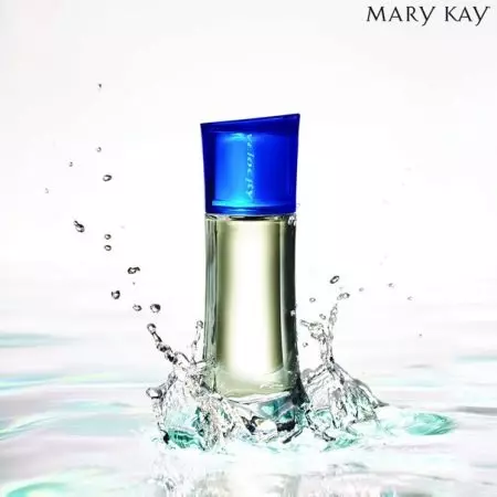 Perfum mary kay (39 surat): Bir aýal atyrlarlar balarer, eltumlar we syýahat, erkek hajathana suwy, fut derejeli göwtleri we beýleki pyrlary, saýlamak maslahatlary 25259_25