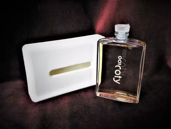 Parfumerie Coty (18 foto's): parfum vanille velden, Masumi en andere parfumbedrijven, beoordelingen van Franse geesten 25285_12