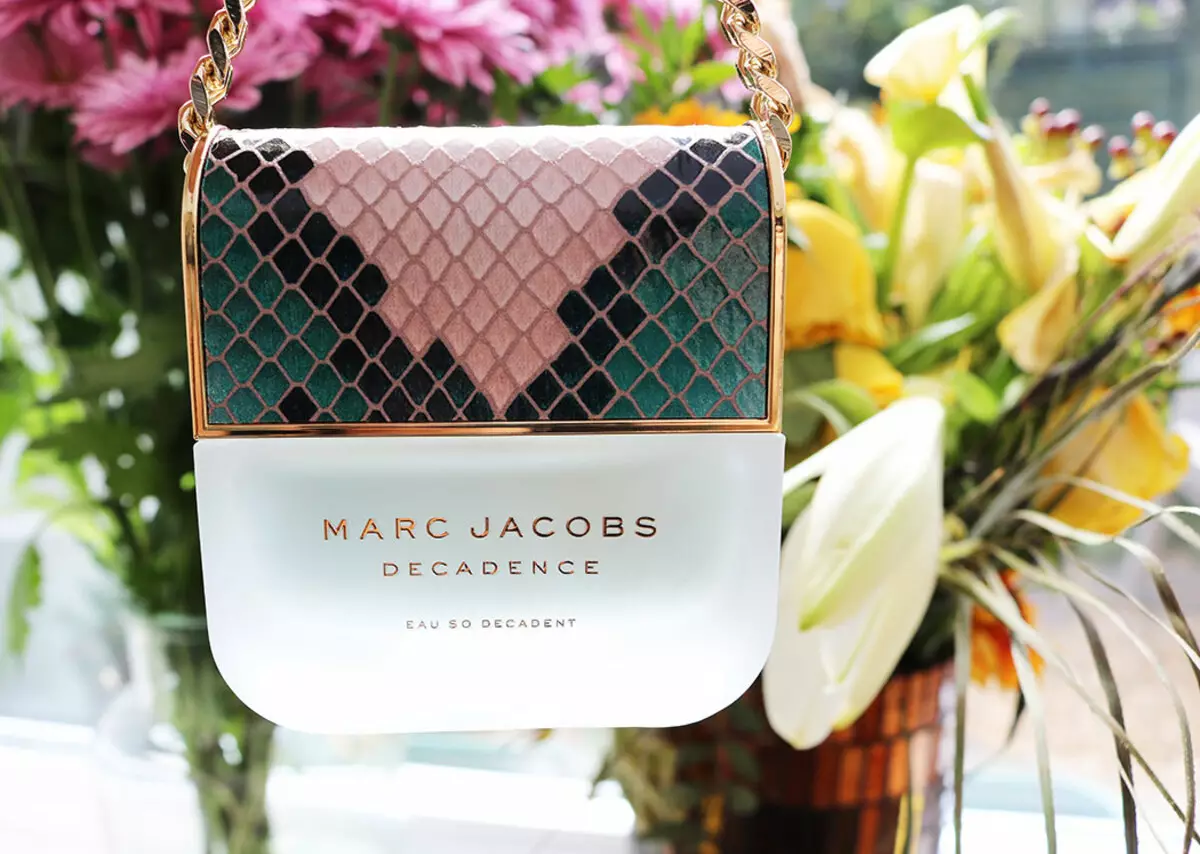 Parfum Marc Jacobs: Dámske parfum sedmokrásky a ďalšie, dekadencia a Dream eau de toaleta, popis Aromas 25288_22