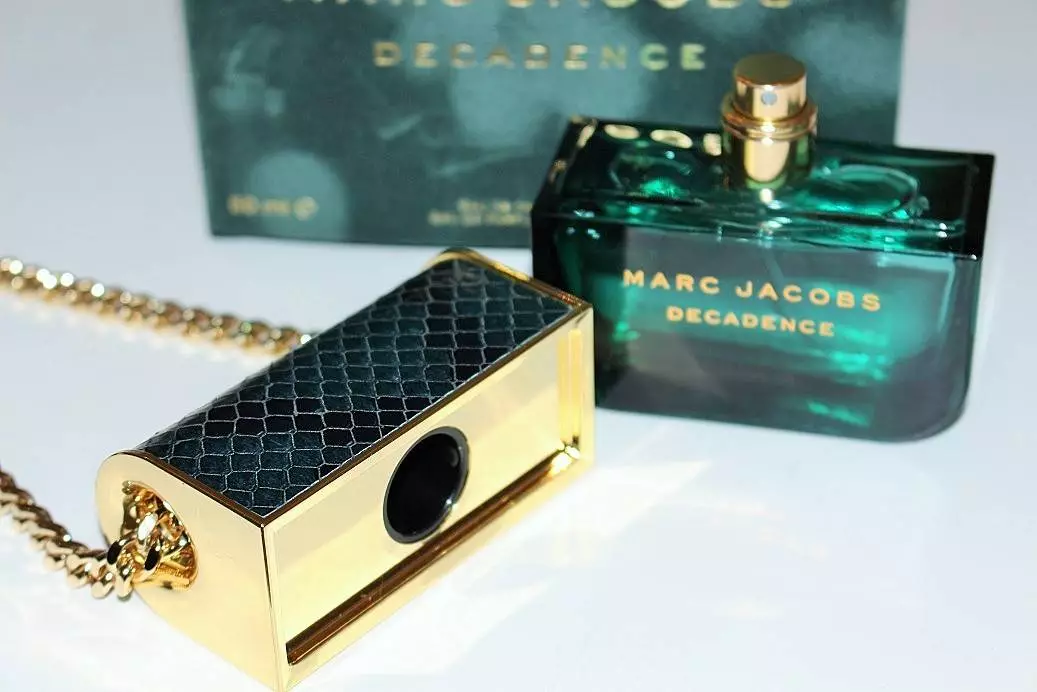 Parfum Marc Jacobs: Parfum i Grave Daisy dhe të tjera, Dekadenca dhe Dream Ujë Tualeti, Përshkrimi i Aromas 25288_27