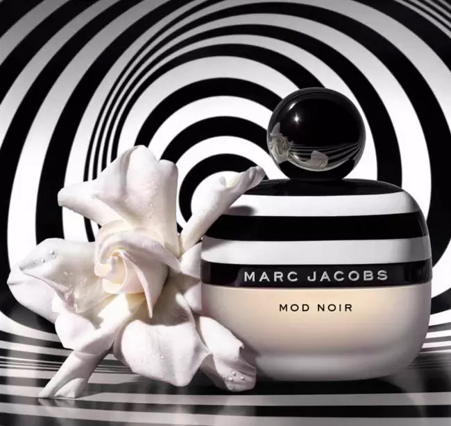 Parfum Marc Jacobs: Daisy Parfum Wanita dan Lainnya, Decadence dan Dream Eau de Toilette, Deskripsi Aromas 25288_7