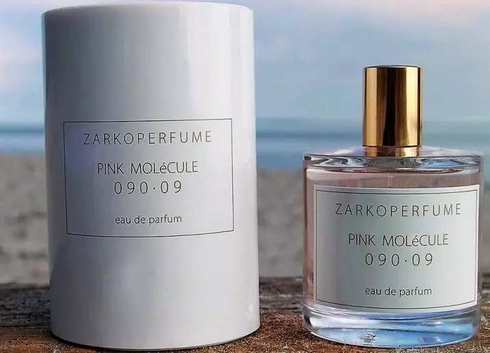 Parfümeri Zarkoperfume: Pink Molekül 090 09 ve Molekül No.8, Kurulum ve Mor Molekül 070 07, Parfüm bir trois ve diğer ruhları sunar. Yorumlar 25291_11