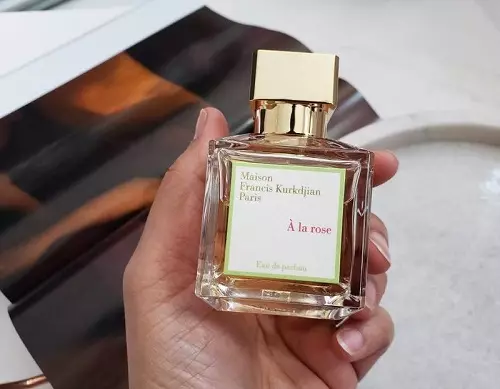 Perfumery Maison Francis Kurkdjian (30 ảnh): Nước hoa Baccarat Rouge 540 Exterit De Parfum và Women Toilette Water, Aromas, mô tả và đánh giá của họ 25294_24