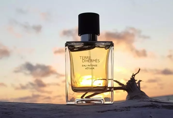 Perfume Hermes: Maji ya Perfume na Wanawake, Twilly d'Hermes, Le Jardin De Monsieur Li, Un Jardin Sur Le Tit na Perfumery nyingine 25305_14