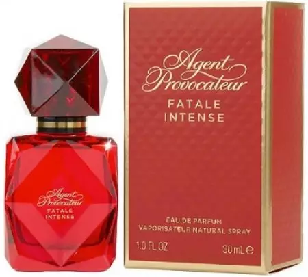Perfume agent provocateur (30 photos): perfume and toilet water, fragrances Pure Aphrodisiaque and female Fatale Pink, description, composition and reviews about perfume 25311_15