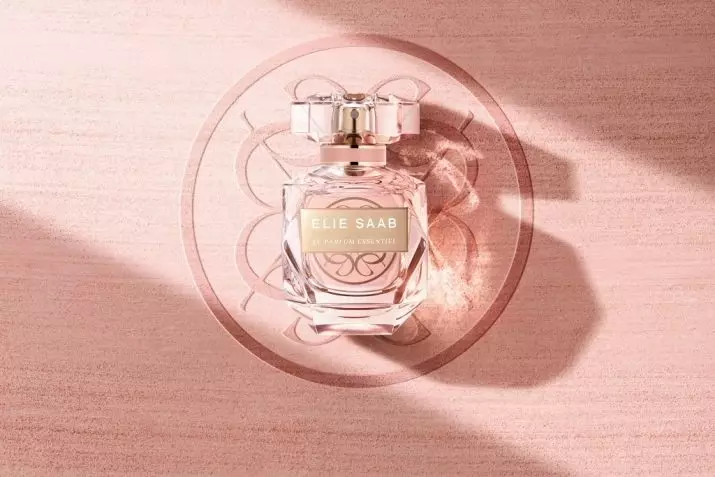 Perfum Elie Saab: Spirits Le Parfum Royal, Le Parfum Essentiel, Mergina dabar, Le Parfum į baltą ir tualetinio vandens Rose Couture, Atsiliepimai 25329_16