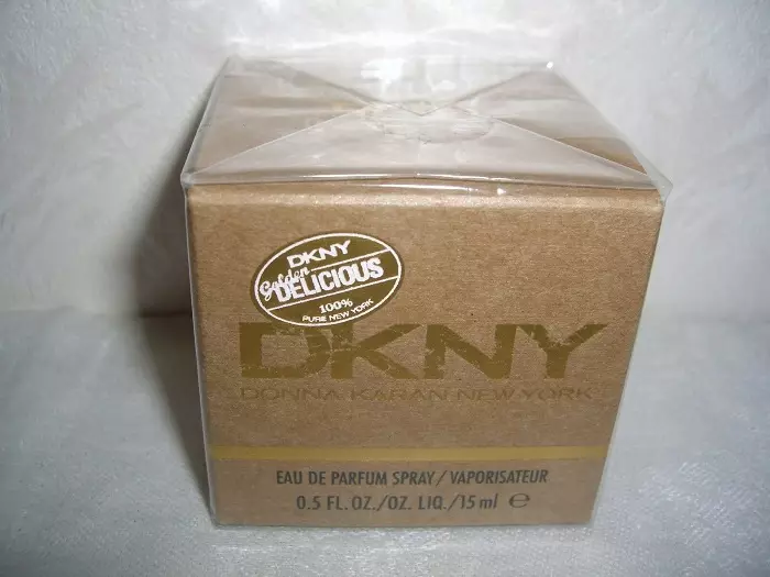 Dkny Perfume (picha 24): Perfume na maji ya choo kwa namna ya apple ya kijani, ladha ya kike kuwa ladha, hadithi za eau de toilette na manukato mengine kutoka Donna Karan 25330_21