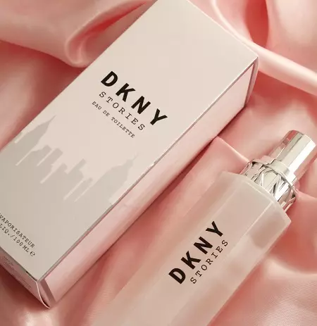 Dkny Perfume (picha 24): Perfume na maji ya choo kwa namna ya apple ya kijani, ladha ya kike kuwa ladha, hadithi za eau de toilette na manukato mengine kutoka Donna Karan 25330_22