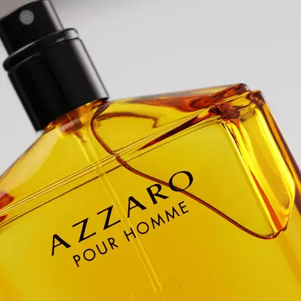 Perfumery Azzaro: Metsi a ntloaneng a ntloaneng le litlolo tsa 'mala oa mosali, litlhaloso tsa pele, litlhaloso tse ling le lihlahisoa tse ling 25334_30