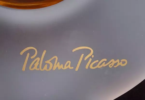Perfumery Paloma Picasso (picha 18): manukato ya kike, maelezo ya ladha ya maji ya choo 25335_7