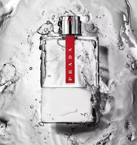Prada Perfume: ទឹកអប់ស្ត្រីនិងទឹកបង្គន់ស្ករគ្រាប់និង infusion d'iris aroma ស្ករ Carmy ថើប Oru de Parfum និងផលិតផលទឹកអប់ផ្សេងទៀត 25345_20