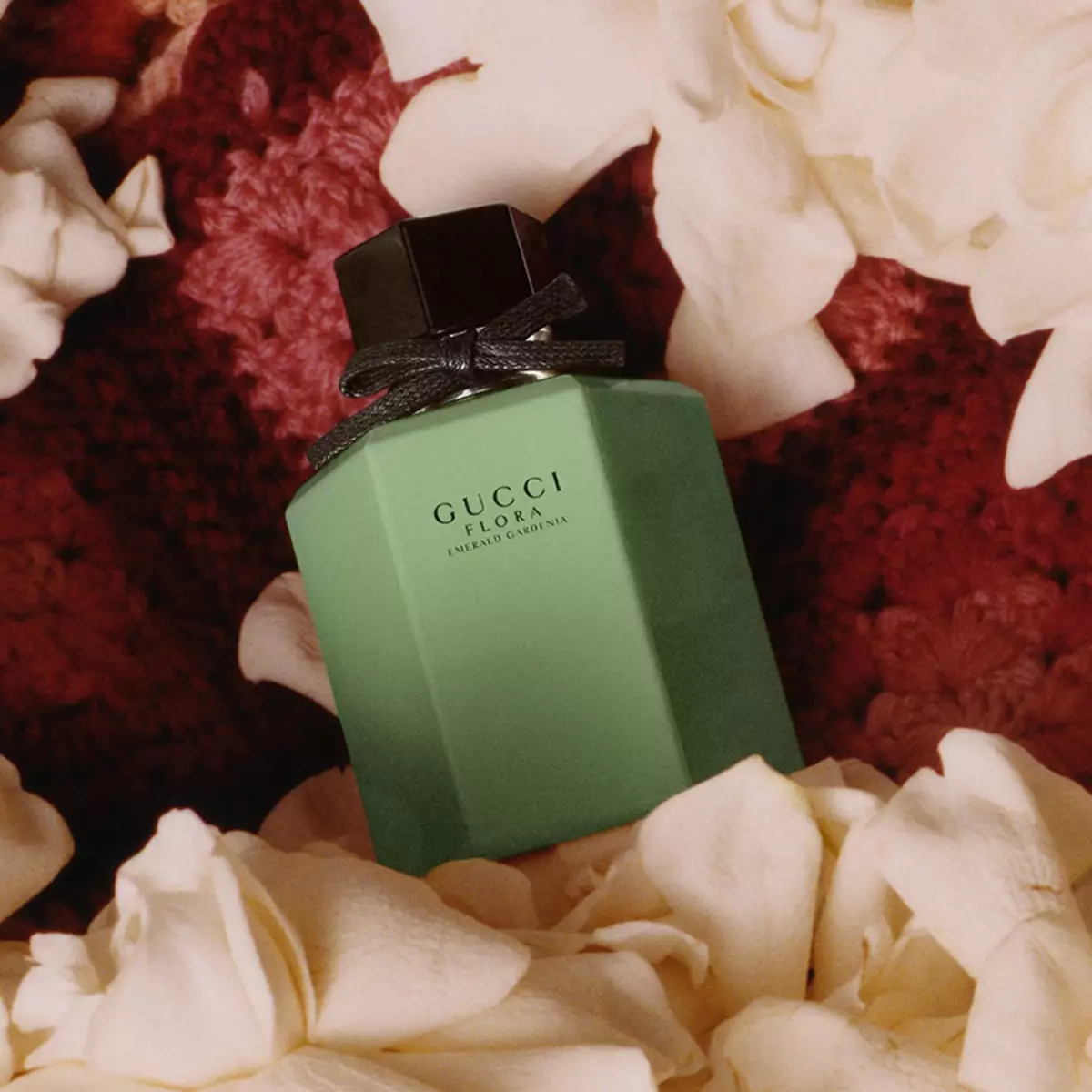 Perfumery Gucci Perempuan (40 foto): Parfum dan Air Toilet, Flora oleh Gucci dan Rush 2, Tuangkan Guilty Femme dan Bambu 25357_14