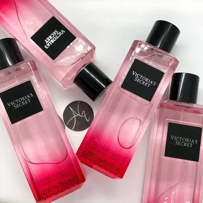 Parfumery Victoria's Secret (27 foto's): Vrouwelijk parfum en toilet water, Bombshell, Angel and Andere smaken, beoordelingen van eigenaren 25362_21