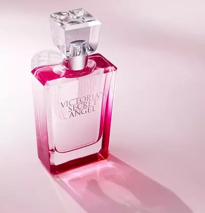 Perfumery Victoria's Secret (27 mga larawan): Babae Pabango at Toilet Tubig, Bombshell, Angel at iba pang mga lasa, mga review ng mga may-ari 25362_22