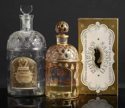 Жіночий парфум Guerlain (34 фото): духи, туалетна вода La Petite Robe Noire, аромат Mon Guerlain, Samsara Eau de Parfum і інша парфумерія 25364_4