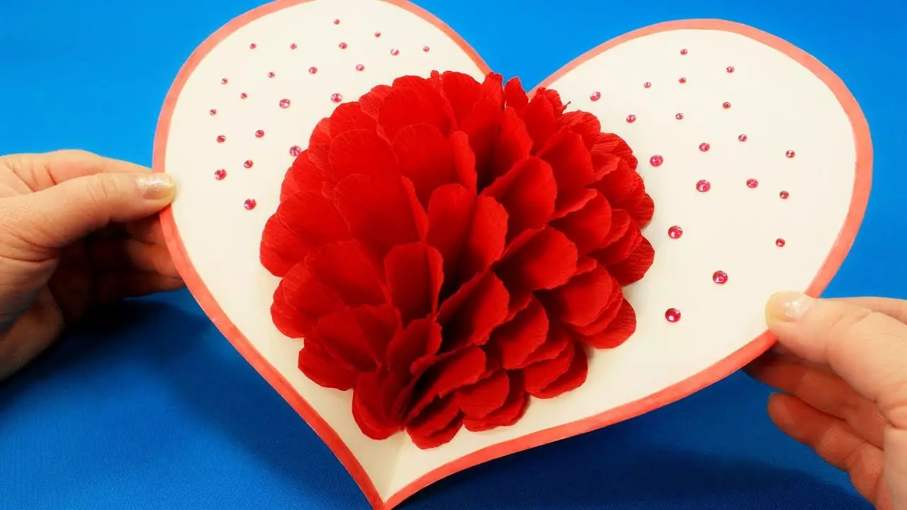 Падалка «Серце»: сердечко своїми руками з паперу для дітей. Як зробити саморобку у вигляді серця з кульок і інших матеріалів? 25380_10