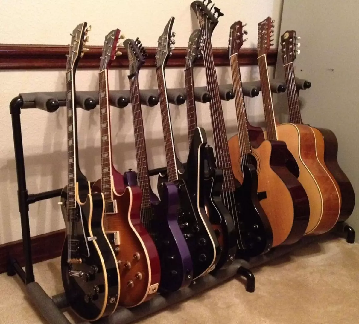 代表吉他：地板吉他架，電吉他和聲學型號的支架，木材在牆上和其他牆上的固定 25438_3