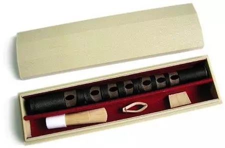 Japanilaiset soittimet: merkkijono kumarsi perinteisiä työkaluja (viulu, kokus), Japanin ja muiden tuulen kansalliset työkalut 25491_14