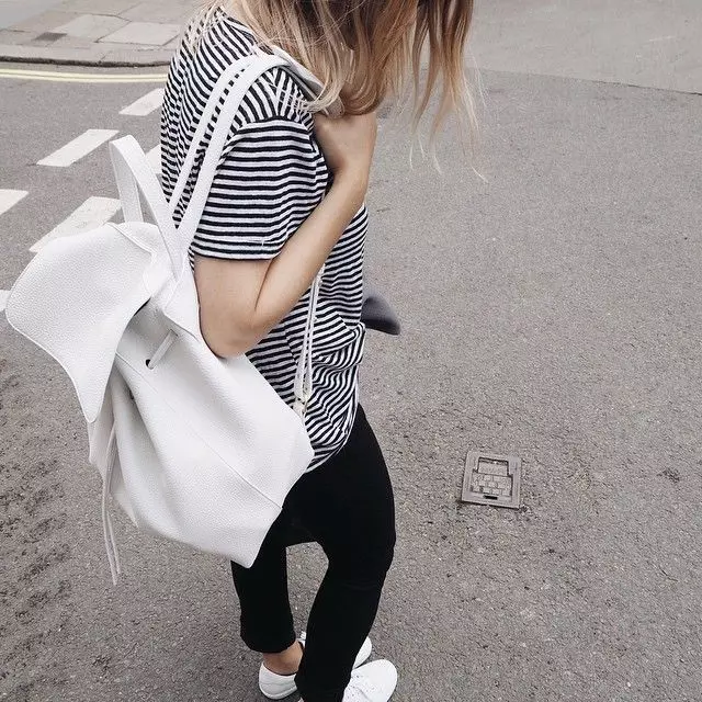 Hvid rygsække: Hvad skal man bære kvinders lille og store hvide rygsække? Smukke rygsække tasker til piger og andre stilfulde modeller 2549_32