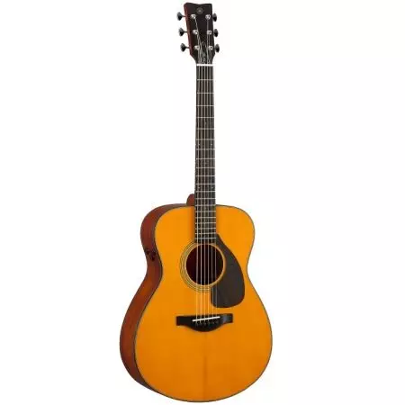 Akustiska gitarrer Yamaha: F310, FG800 och F370, FG820, Svart och andra modeller, akustiska egenskaper, strängar och storlekar 25516_12
