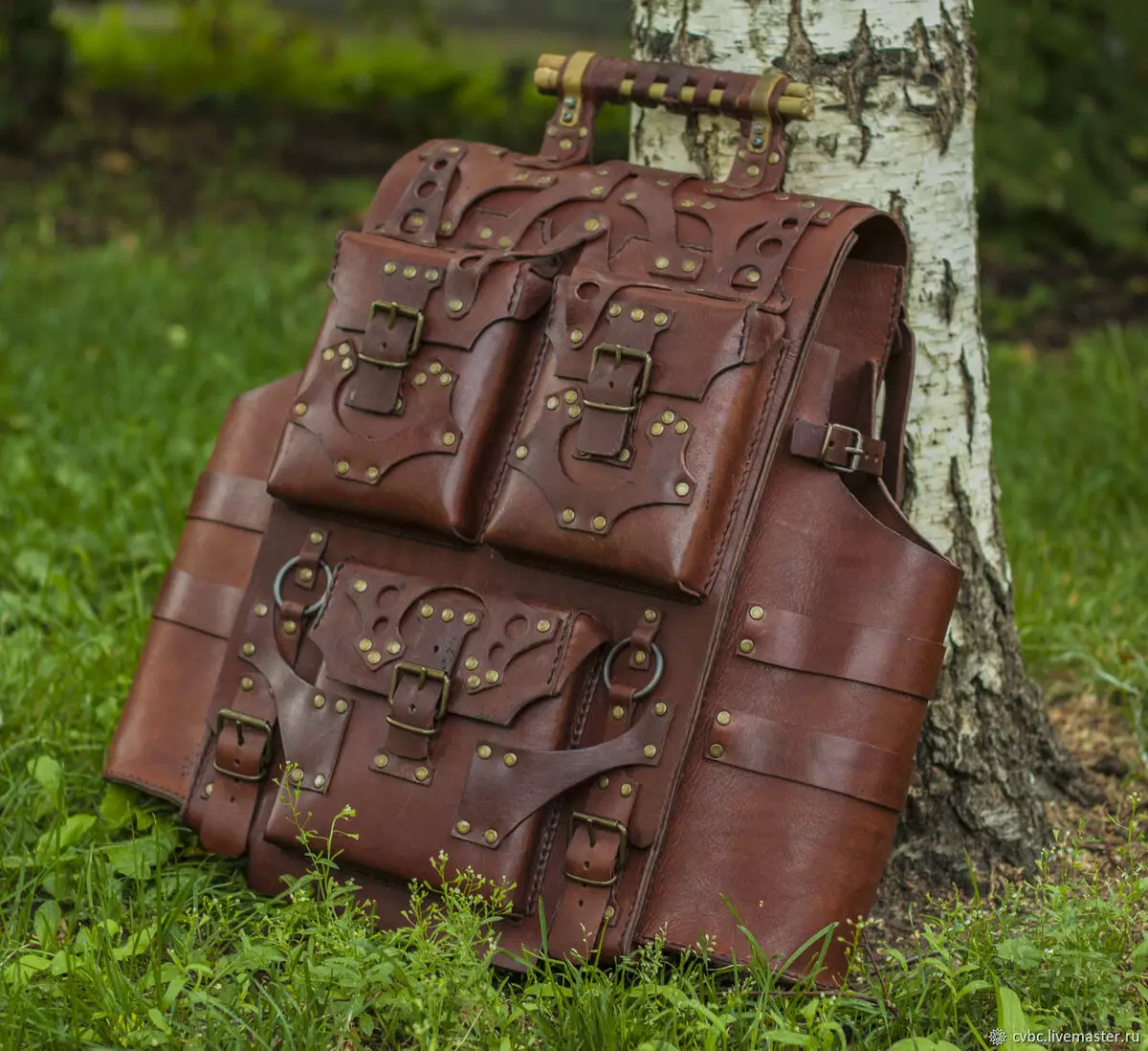 Kožna ruksači (97 fotografija): Žene iz originalne kože i eko-stabla, malih i velikih brand modela, urbanih i poslovnih, elegantnih i modernih ruksaka 2563_87